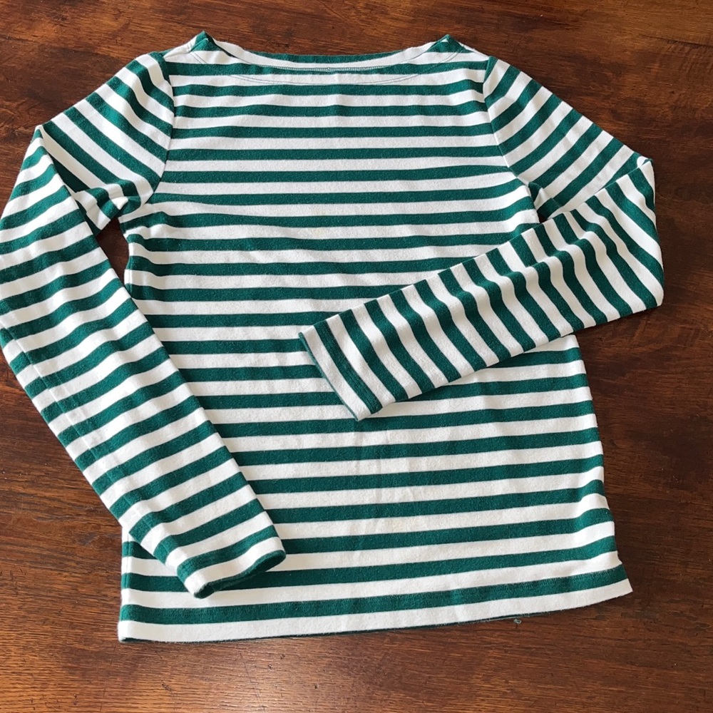 Gap long sleeve boatneck pullover shirt, snug large.